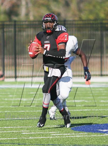 Thumbnail 3 in Manvel vs. Port Arthur Memorial (UIL 5A Division 2 Bi-District Playoff) photogallery.