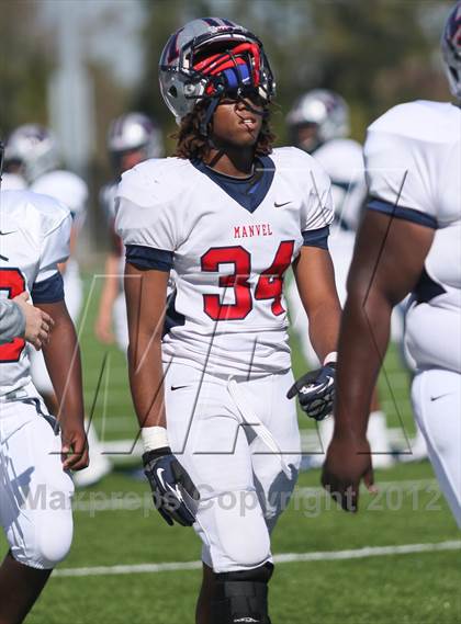 Thumbnail 1 in Manvel vs. Port Arthur Memorial (UIL 5A Division 2 Bi-District Playoff) photogallery.