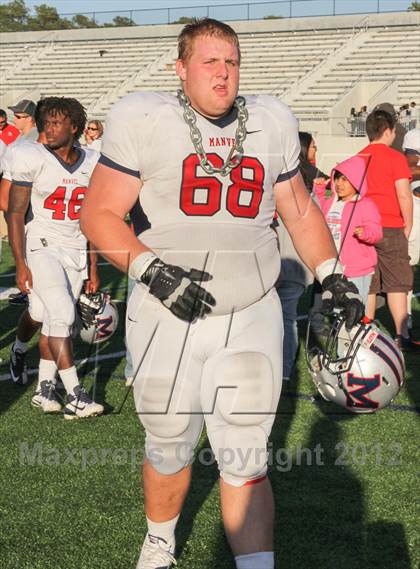 Thumbnail 1 in Manvel vs. Port Arthur Memorial (UIL 5A Division 2 Bi-District Playoff) photogallery.