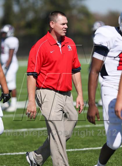Thumbnail 3 in Manvel vs. Port Arthur Memorial (UIL 5A Division 2 Bi-District Playoff) photogallery.