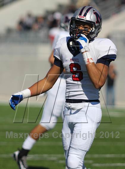 Thumbnail 3 in Manvel vs. Port Arthur Memorial (UIL 5A Division 2 Bi-District Playoff) photogallery.