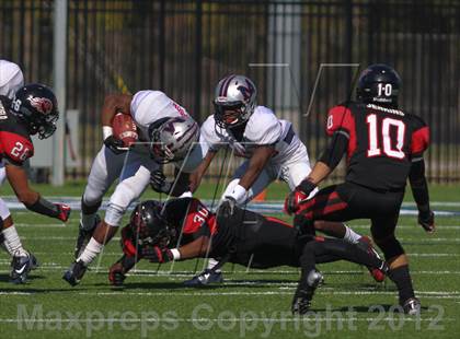 Thumbnail 3 in Manvel vs. Port Arthur Memorial (UIL 5A Division 2 Bi-District Playoff) photogallery.