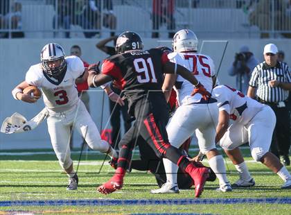 Thumbnail 3 in Manvel vs. Port Arthur Memorial (UIL 5A Division 2 Bi-District Playoff) photogallery.