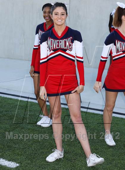 Thumbnail 3 in Manvel vs. Port Arthur Memorial (UIL 5A Division 2 Bi-District Playoff) photogallery.