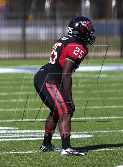 Thumbnail 3 in Manvel vs. Port Arthur Memorial (UIL 5A Division 2 Bi-District Playoff) photogallery.