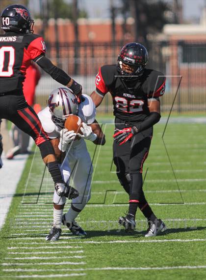 Thumbnail 1 in Manvel vs. Port Arthur Memorial (UIL 5A Division 2 Bi-District Playoff) photogallery.
