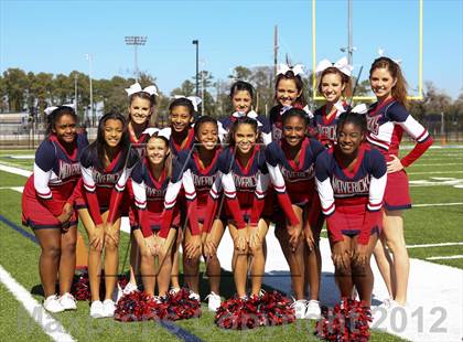 Thumbnail 1 in Manvel vs. Port Arthur Memorial (UIL 5A Division 2 Bi-District Playoff) photogallery.