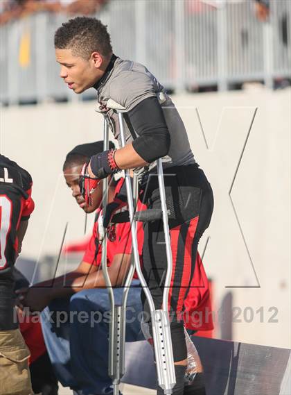 Thumbnail 2 in Manvel vs. Port Arthur Memorial (UIL 5A Division 2 Bi-District Playoff) photogallery.