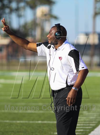 Thumbnail 1 in Manvel vs. Port Arthur Memorial (UIL 5A Division 2 Bi-District Playoff) photogallery.