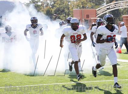 Thumbnail 2 in Manvel vs. Port Arthur Memorial (UIL 5A Division 2 Bi-District Playoff) photogallery.