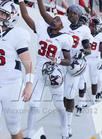 Thumbnail 2 in Manvel vs. Port Arthur Memorial (UIL 5A Division 2 Bi-District Playoff) photogallery.
