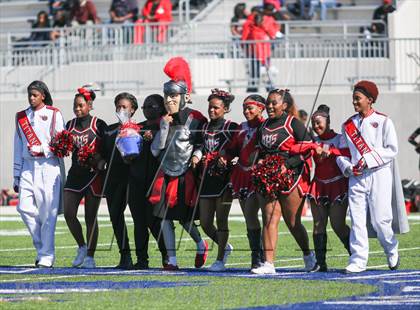 Thumbnail 2 in Manvel vs. Port Arthur Memorial (UIL 5A Division 2 Bi-District Playoff) photogallery.