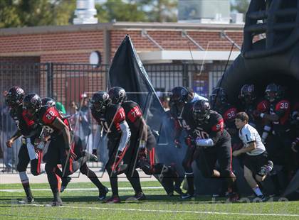 Thumbnail 1 in Manvel vs. Port Arthur Memorial (UIL 5A Division 2 Bi-District Playoff) photogallery.