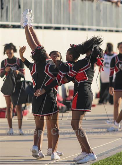 Thumbnail 3 in Manvel vs. Port Arthur Memorial (UIL 5A Division 2 Bi-District Playoff) photogallery.