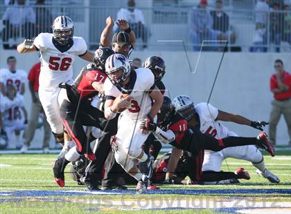 Thumbnail 1 in Manvel vs. Port Arthur Memorial (UIL 5A Division 2 Bi-District Playoff) photogallery.