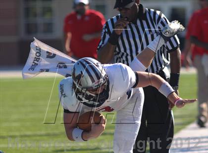 Thumbnail 3 in Manvel vs. Port Arthur Memorial (UIL 5A Division 2 Bi-District Playoff) photogallery.