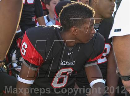 Thumbnail 2 in Manvel vs. Port Arthur Memorial (UIL 5A Division 2 Bi-District Playoff) photogallery.