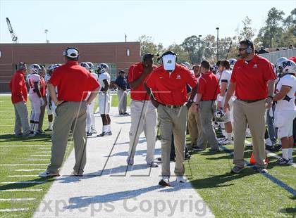 Thumbnail 1 in Manvel vs. Port Arthur Memorial (UIL 5A Division 2 Bi-District Playoff) photogallery.
