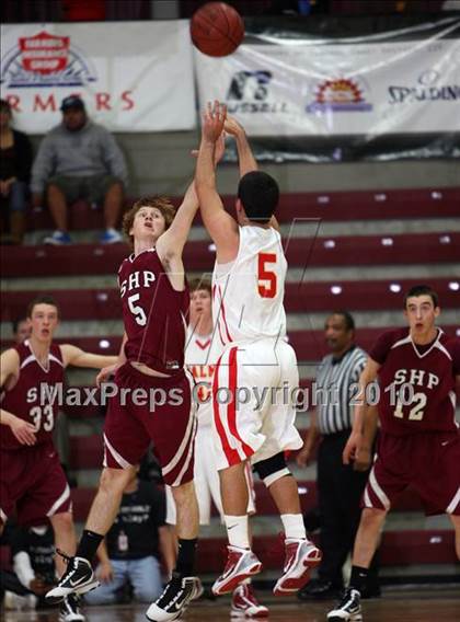 Thumbnail 2 in Sacred Heart Prep vs. Palma (CIF CCS D4 Final) photogallery.