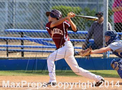 Thumbnail 1 in Calexico vs. San Diego (64th Annual San Diego Lions Tournament) photogallery.