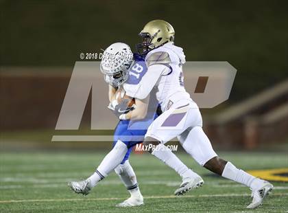 Thumbnail 2 in Christian Brothers vs. Rockhurst (MSHSAA Class 6 Show-Me Bowl) photogallery.