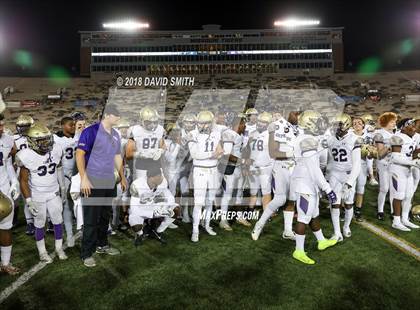 Thumbnail 1 in Christian Brothers vs. Rockhurst (MSHSAA Class 6 Show-Me Bowl) photogallery.