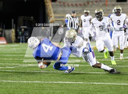 Thumbnail 2 in Christian Brothers vs. Rockhurst (MSHSAA Class 6 Show-Me Bowl) photogallery.