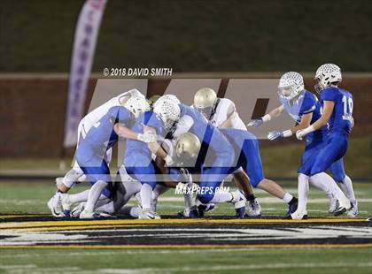 Thumbnail 2 in Christian Brothers vs. Rockhurst (MSHSAA Class 6 Show-Me Bowl) photogallery.