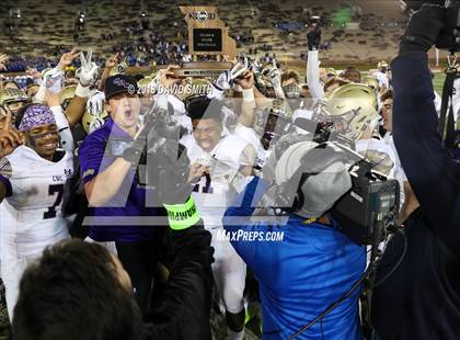 Thumbnail 1 in Christian Brothers vs. Rockhurst (MSHSAA Class 6 Show-Me Bowl) photogallery.