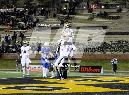 Thumbnail 2 in Christian Brothers vs. Rockhurst (MSHSAA Class 6 Show-Me Bowl) photogallery.