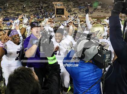Thumbnail 3 in Christian Brothers vs. Rockhurst (MSHSAA Class 6 Show-Me Bowl) photogallery.