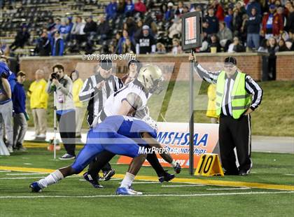 Thumbnail 2 in Christian Brothers vs. Rockhurst (MSHSAA Class 6 Show-Me Bowl) photogallery.