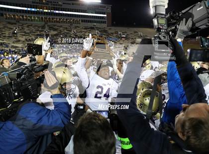 Thumbnail 3 in Christian Brothers vs. Rockhurst (MSHSAA Class 6 Show-Me Bowl) photogallery.