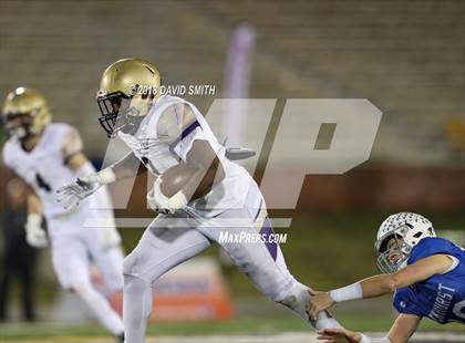 Thumbnail 2 in Christian Brothers vs. Rockhurst (MSHSAA Class 6 Show-Me Bowl) photogallery.