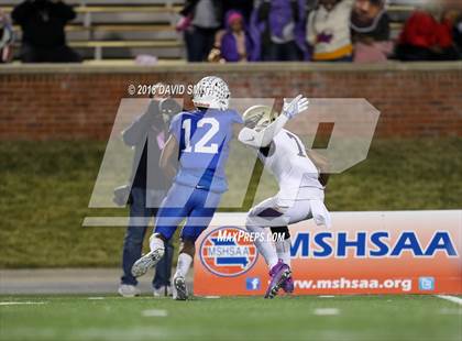 Thumbnail 2 in Christian Brothers vs. Rockhurst (MSHSAA Class 6 Show-Me Bowl) photogallery.