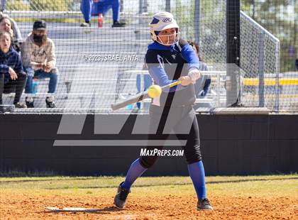 Thumbnail 3 in St. Pauls vs. Hoke County (Robeson County Slugfest) photogallery.
