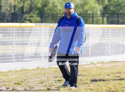 Thumbnail 1 in St. Pauls vs. Hoke County (Robeson County Slugfest) photogallery.