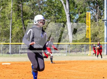 Thumbnail 2 in St. Pauls vs. Hoke County (Robeson County Slugfest) photogallery.