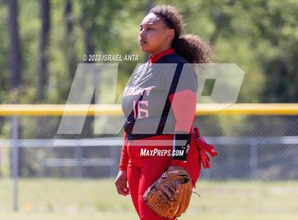 Thumbnail 2 in St. Pauls vs. Hoke County (Robeson County Slugfest) photogallery.