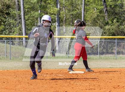 Thumbnail 2 in St. Pauls vs. Hoke County (Robeson County Slugfest) photogallery.