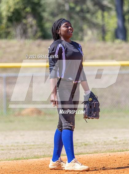 Thumbnail 1 in St. Pauls vs. Hoke County (Robeson County Slugfest) photogallery.