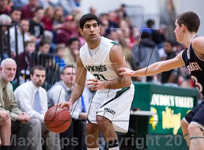 Thumbnail 3 in Loudoun Valley vs Heritage (VHSL Region II Quarterfinal) photogallery.