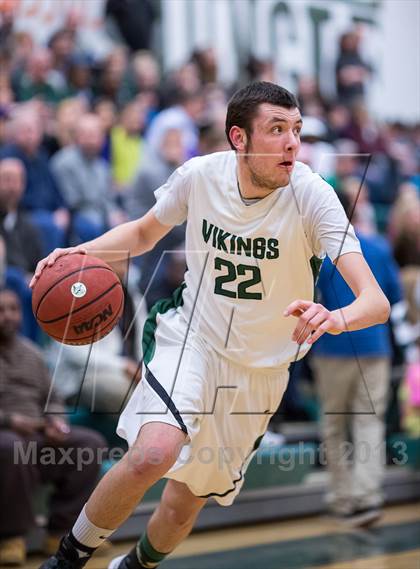 Thumbnail 1 in Loudoun Valley vs Heritage (VHSL Region II Quarterfinal) photogallery.