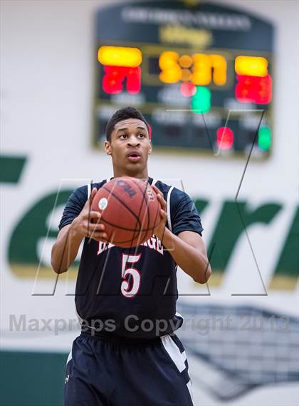 Thumbnail 3 in Loudoun Valley vs Heritage (VHSL Region II Quarterfinal) photogallery.
