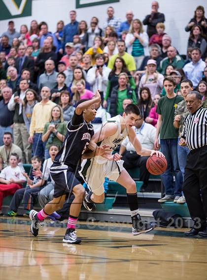 Thumbnail 3 in Loudoun Valley vs Heritage (VHSL Region II Quarterfinal) photogallery.