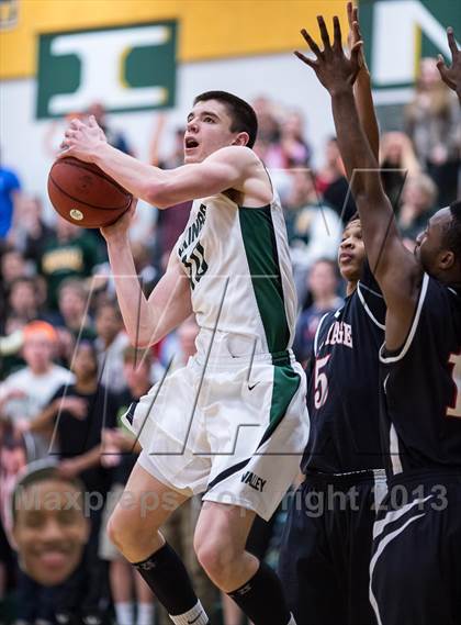 Thumbnail 1 in Loudoun Valley vs Heritage (VHSL Region II Quarterfinal) photogallery.
