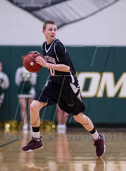 Thumbnail 2 in Loudoun Valley vs Heritage (VHSL Region II Quarterfinal) photogallery.