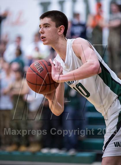 Thumbnail 3 in Loudoun Valley vs Heritage (VHSL Region II Quarterfinal) photogallery.
