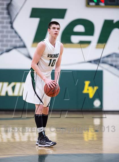 Thumbnail 1 in Loudoun Valley vs Heritage (VHSL Region II Quarterfinal) photogallery.