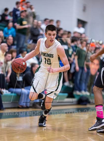 Thumbnail 2 in Loudoun Valley vs Heritage (VHSL Region II Quarterfinal) photogallery.